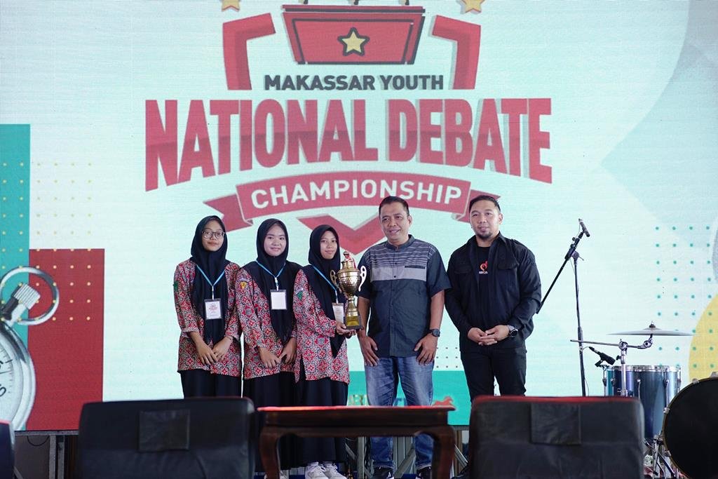 1754825555 dispora makassar