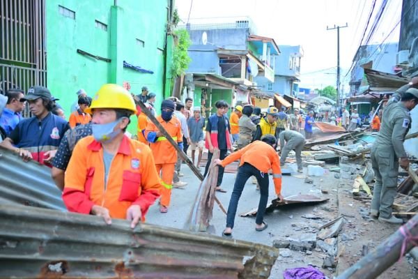 30 Tahun Berdiri di Atas Drainase, PKL Maccini Gusung Ditertibkan: ‘Kami Harus Kembalikan Fungsi Drainase’