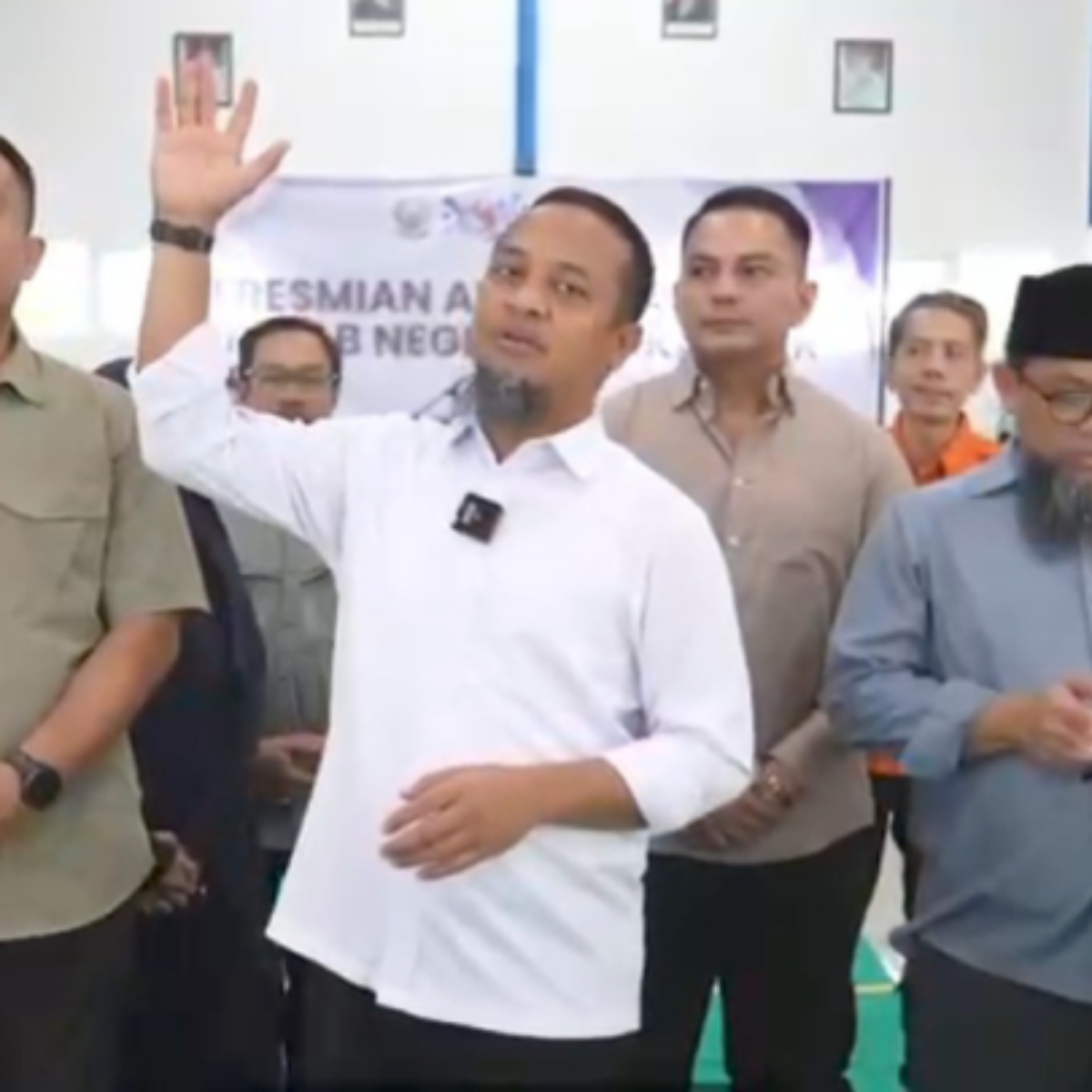 pertumbuhan ekonomi sulsel 688 persen gubernur andi sudirman ungkap kerja bersama