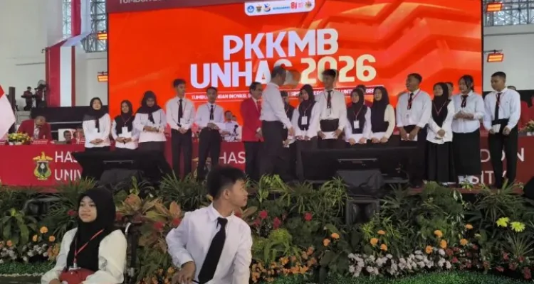 Andi Amran Sulaiman Apresiasi Prestasi Unhas, Titip Pesan untuk Mahasiswa Baru: Jadilah Manusia Unggul
