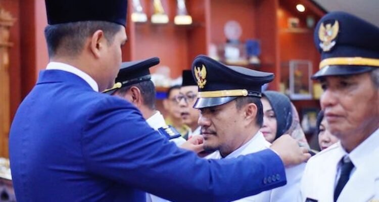 Bupati Bantaeng Lantik 19 Pejabat Baru untuk Tingkatkan Pelayanan Publik
