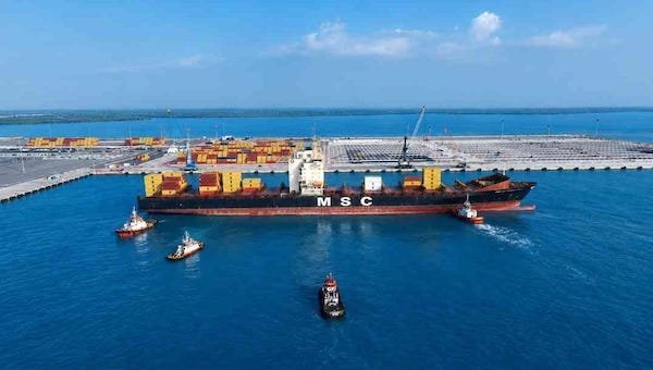 Makassarviral.com — IPCM Sukses Layani Sandar Perdana Kapal Berukuran Panamax di Pelabuhan Patimban