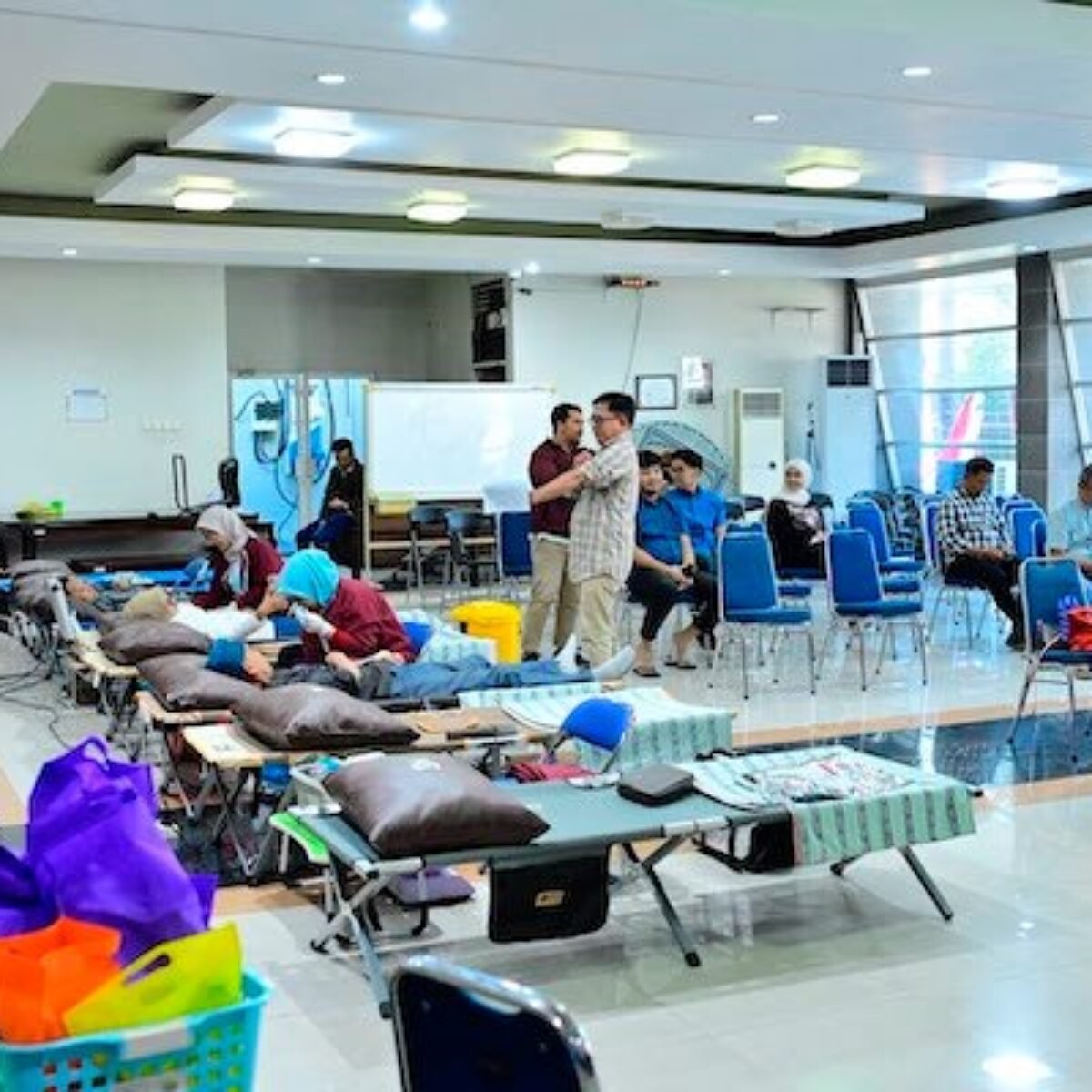 PDAM Makassar dan Karang Taruna Gelar Aksi Donor Darah