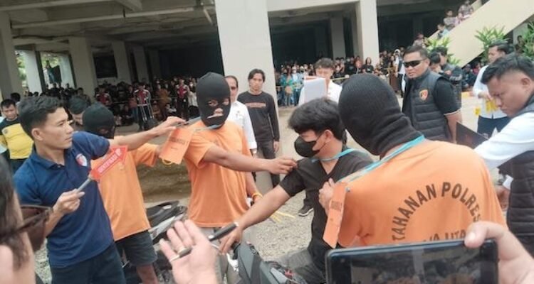Rekonstruksi Kasus Pembunuhan Sonda di Toraja Utara Ricuh, 41 Adegan Diperagakan