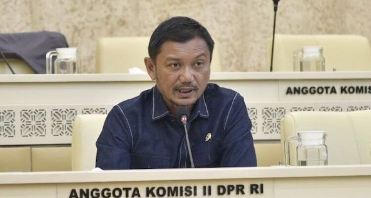 Wacana Kenaikan Gaji Kepala Daerah di Tengah Efisiensi, DPR Minta Dikaji Ulang