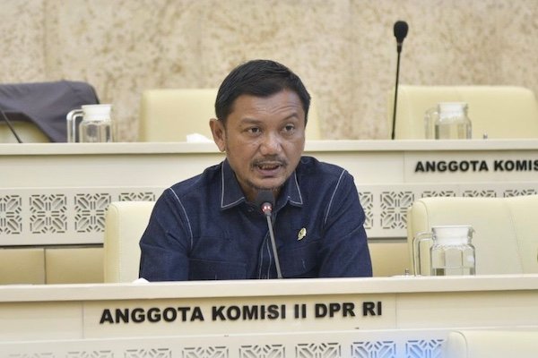 Wacana Kenaikan Gaji Kepala Daerah di Tengah Efisiensi, DPR Minta Dikaji Ulang Wacana Kenaikan Gaji Kepala Daerah di Tengah Efisiensi, DPR Minta Dikaji Ulang