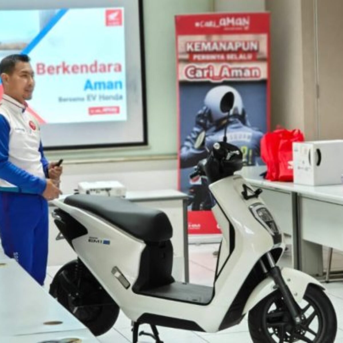 Asmo Sulsel Meluncurkan Promo Sepeda Motor Listrik Honda