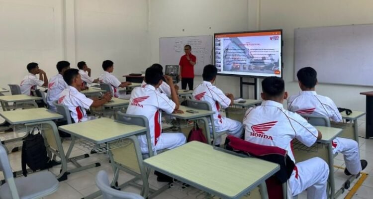 Dari Ruang Kelas ke Dunia Kerja, Astra Motor School Siapkan Siswa SMK Menjawab Kebutuhan Industri
