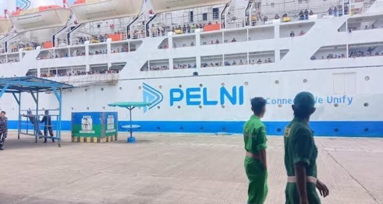 Mekanisme Alokasi Tenaga Bongkar Muat di Pelabuhan Makassar Menyesuaikan Volume Barang
