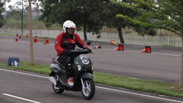 Musim Kemarau, Debu Jalanan Bisa Picu Kerusakan Komponen pada Motor Anda