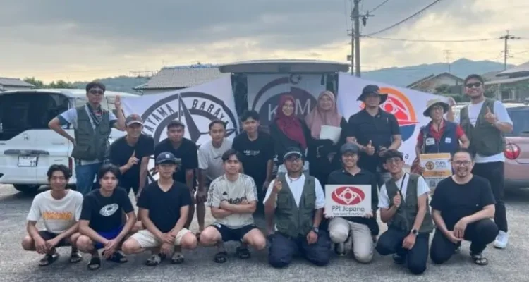 Okayama Connection Sends 100 Relief Bags to Kumamoto Earthquake Victims