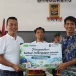 Pegadaian Kanwil VI Sulselbarra Maluku Salurkan Bantuan Pendidikan di Barrang Lompo