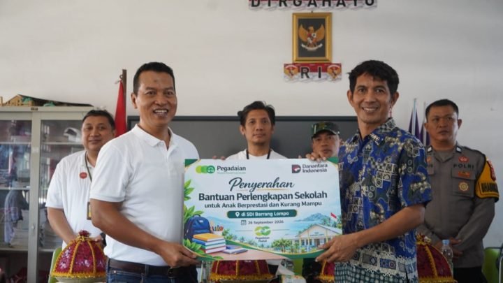 Pegadaian Kanwil VI Sulselbarra Maluku Salurkan Bantuan Pendidikan di Barrang Lompo