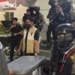 Polisi Geledah Kantor Bupati dan Rujab Bupati Gowa, Usut Kasus Pungli PBG