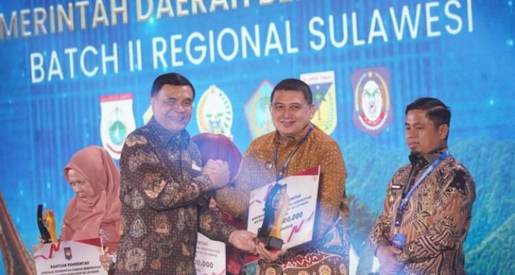 Program Pendidikan dan Hunian Layak Antar Makassar Raih Dua Penghargaan dari Kemendagri