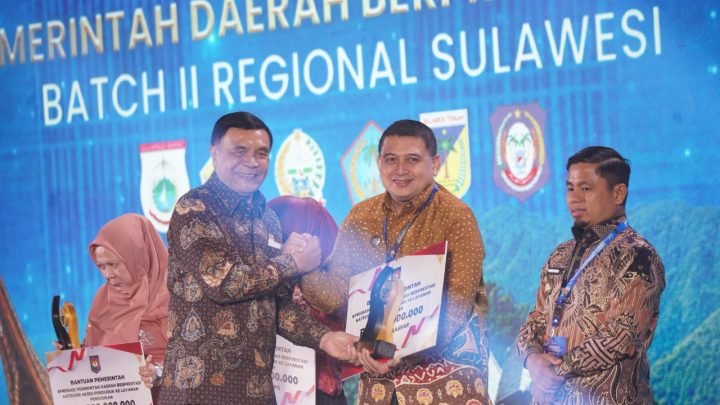 Program Pendidikan dan Hunian Layak Antar Makassar Raih Dua Penghargaan dari Kemendagri
