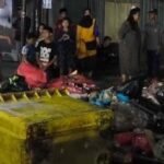 Sampah Tak Diangkut Sepekan, Warga Bonto-Bontoa Gowa Blokade Jalan