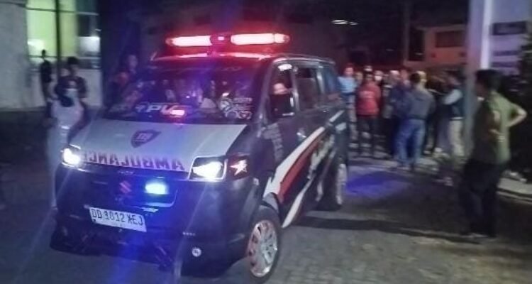 Tabrak Pikap Terparkir di Takalar, Satu Pemotor Asal Jeneponto Tewas