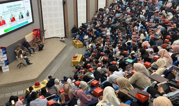 ThrIVE Goes to Universitas Hasanuddin Menunjukkan Visi Telkomsel tentang Talenta AI