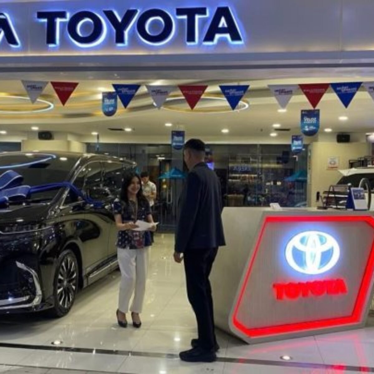 Kalla Toyota Hadirkan TOYOTA END YEAR SALE