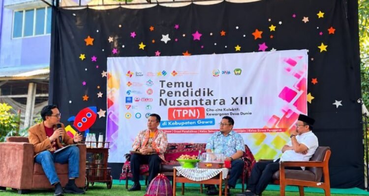 Linieritas Penting, Tetapi Guru Bukan Garis Lurus