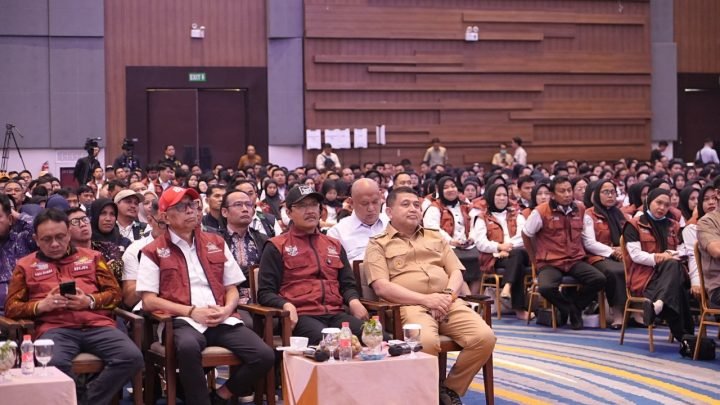Makassar Jadi Percontohan Gerakan Nasional Peduli Tetangga, Wali Kota Appi Perkuat Akses Bansos
