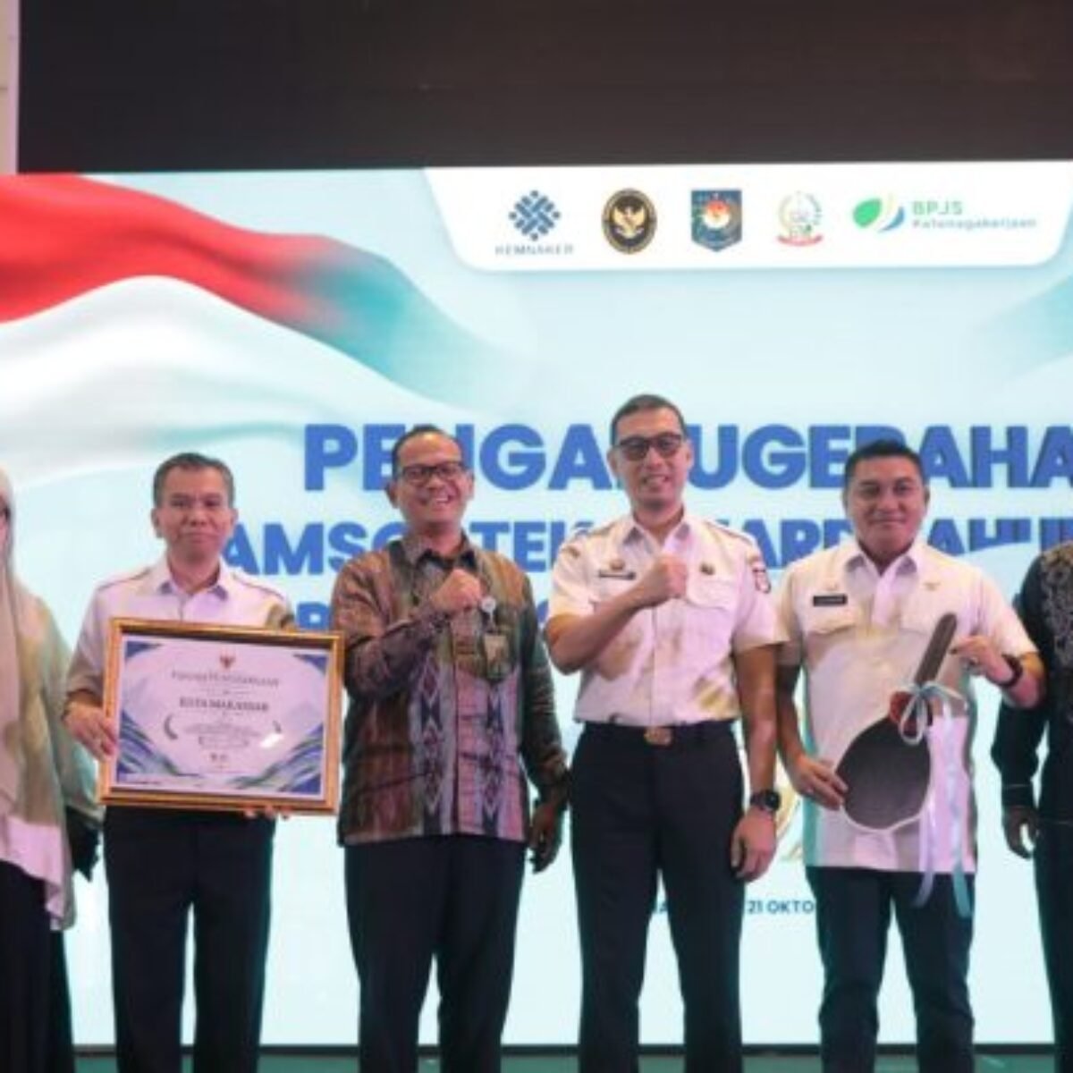 Makassar Raih Terbaik I Jamsostek Award 2026 Berkat Perlindungan 81 Ribu Pekerja Rentan