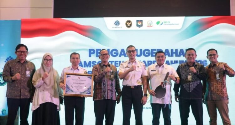 Makassar Raih Terbaik I Jamsostek Award 2026 Berkat Perlindungan 81 Ribu Pekerja Rentan