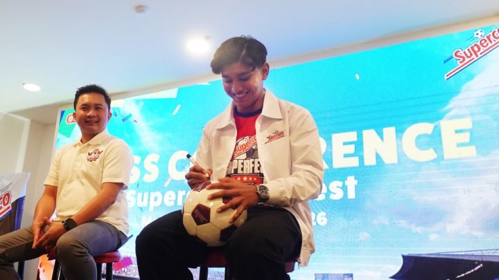 Mufli Hidayat ikut beri coaching di Khong Guan Superco Supercamp Makassar