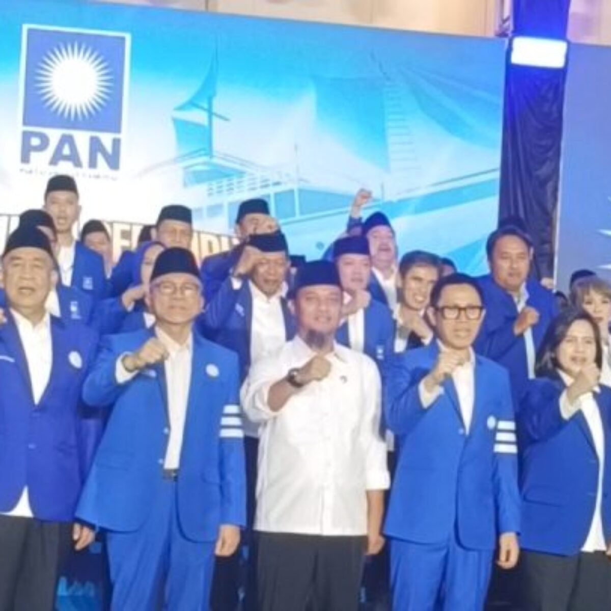 PAN Sulsel Menetapkan Target Lima Kursi DPR RI dari Kulia Pulau Timur