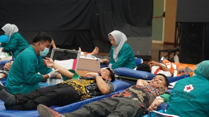 PT Semen Tonasa Kumpulkan 655 Kantong Darah di HUT ke-58 Melampaui Target