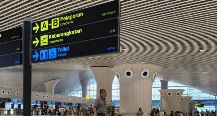Puluhan Calon Jemaah Umrah Tertunda Berangkat dari Makassar
