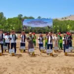 Yayasan AHM Tanam 10.000 Bibit Mangrove di Taman Nasional Komodo
